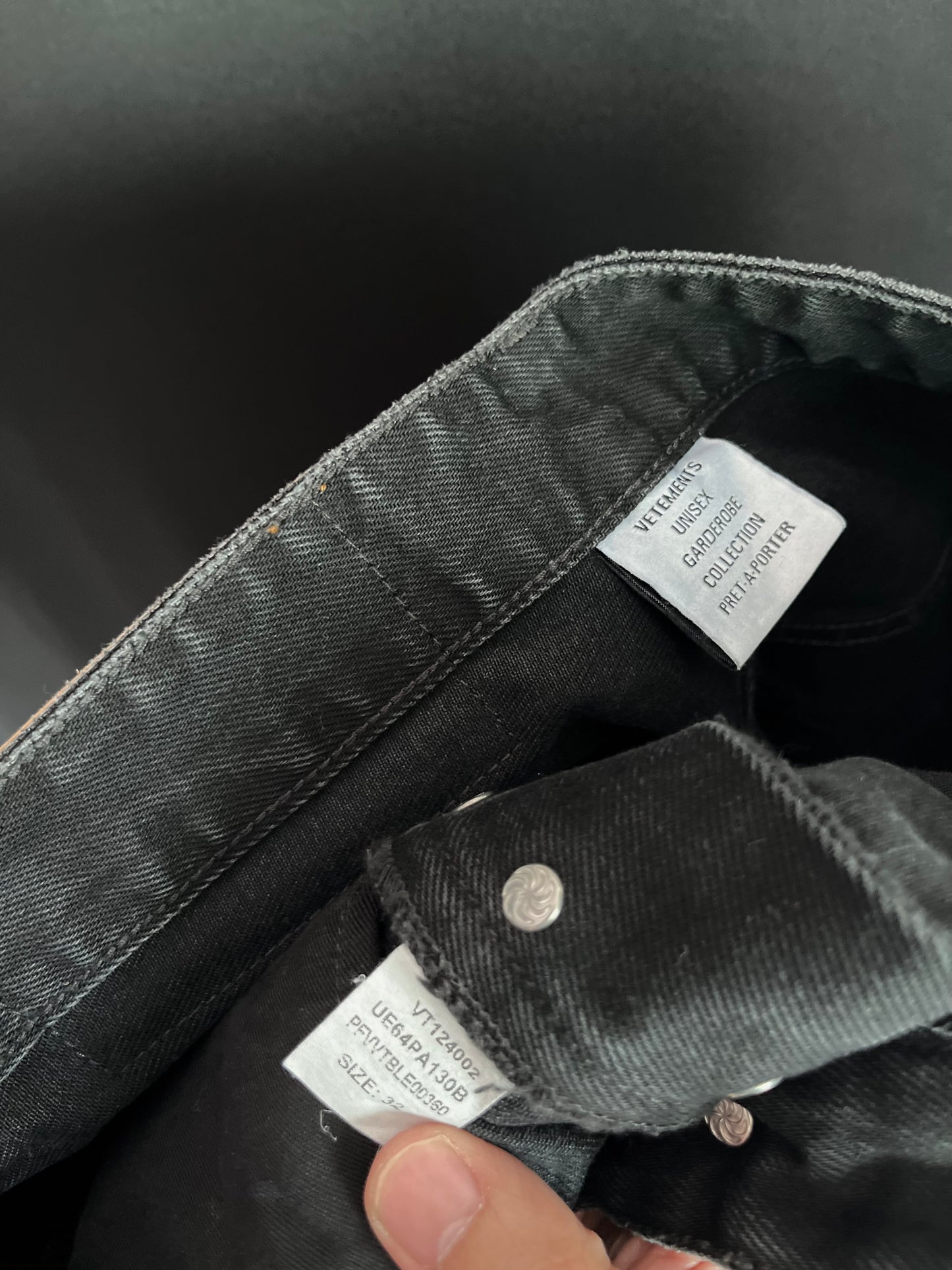 Vetements Destroyed Baggy Denim (33W)