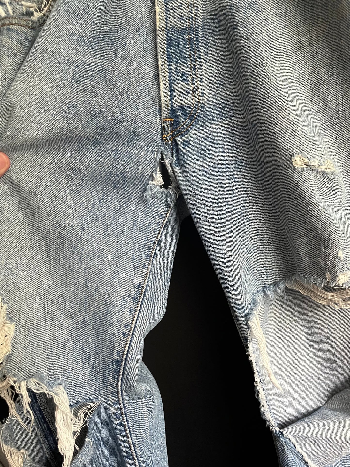 Early 00s Levi’s Thrashed 501