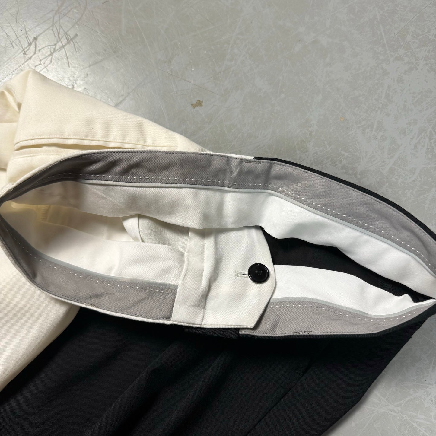 Miharayasuhiro Myne Two-Tone Split Leg Pleated Trousers (32W) image 3