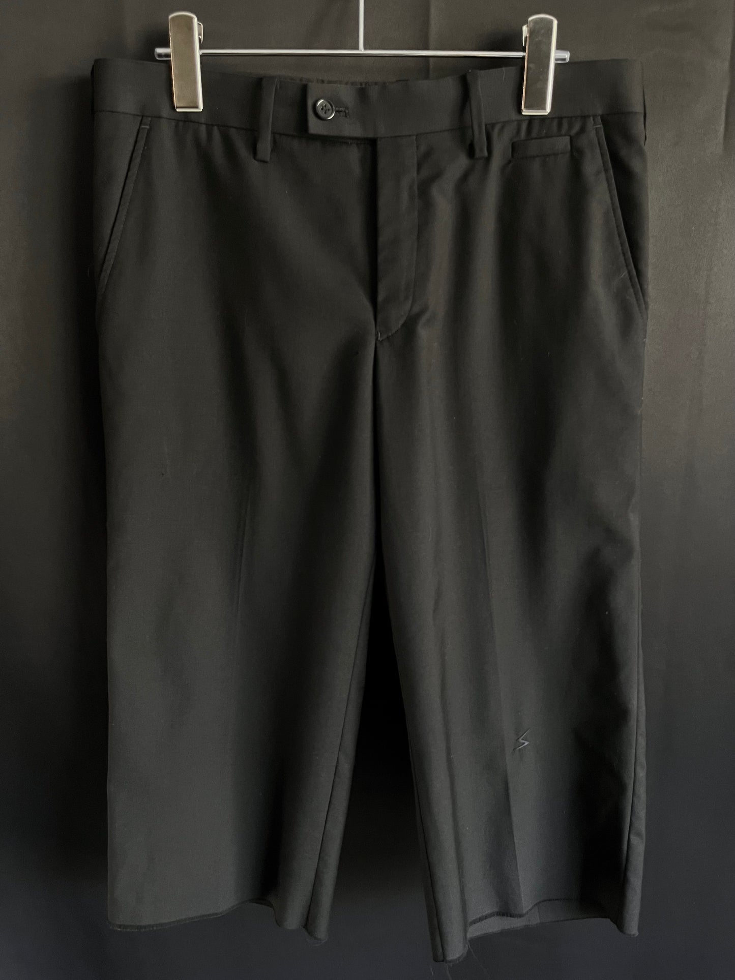 Undercover Lightning Bolt Capri Shorts (32W)