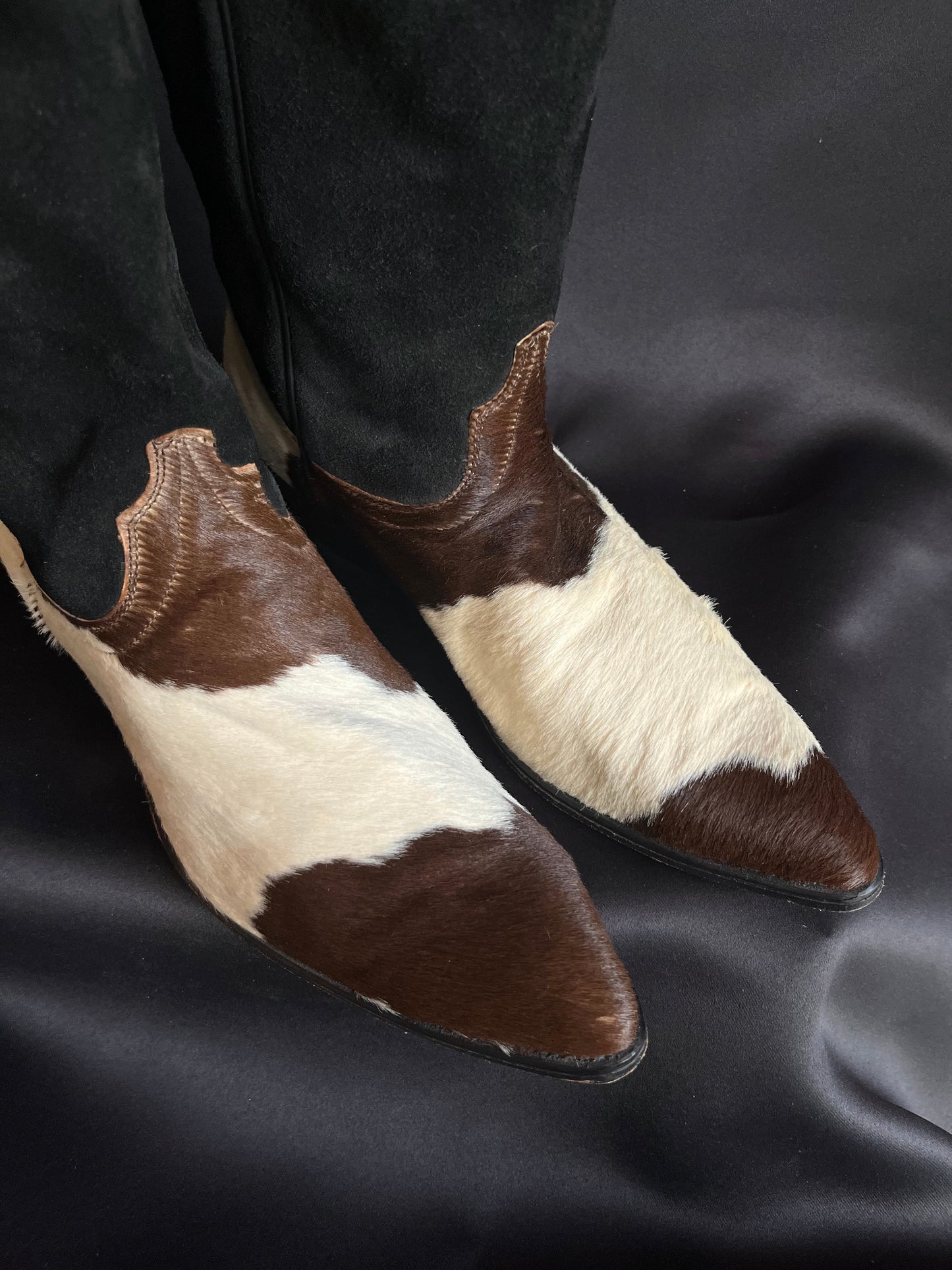 Vtg Cow Fur Made in USA Cowboy Boots (12US)