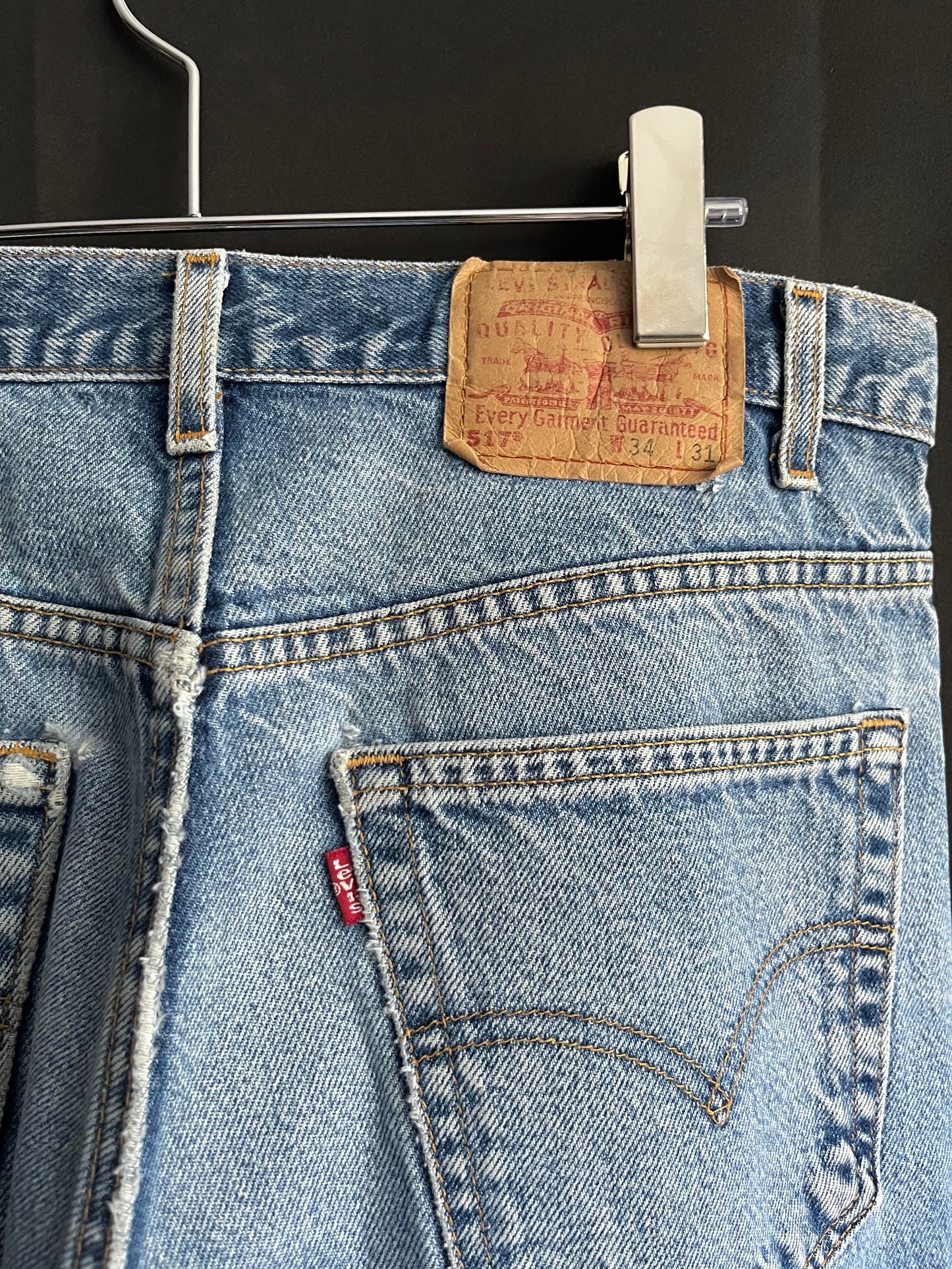 90s Levi’s 517 Bootcut Light Wash Denim (33W)