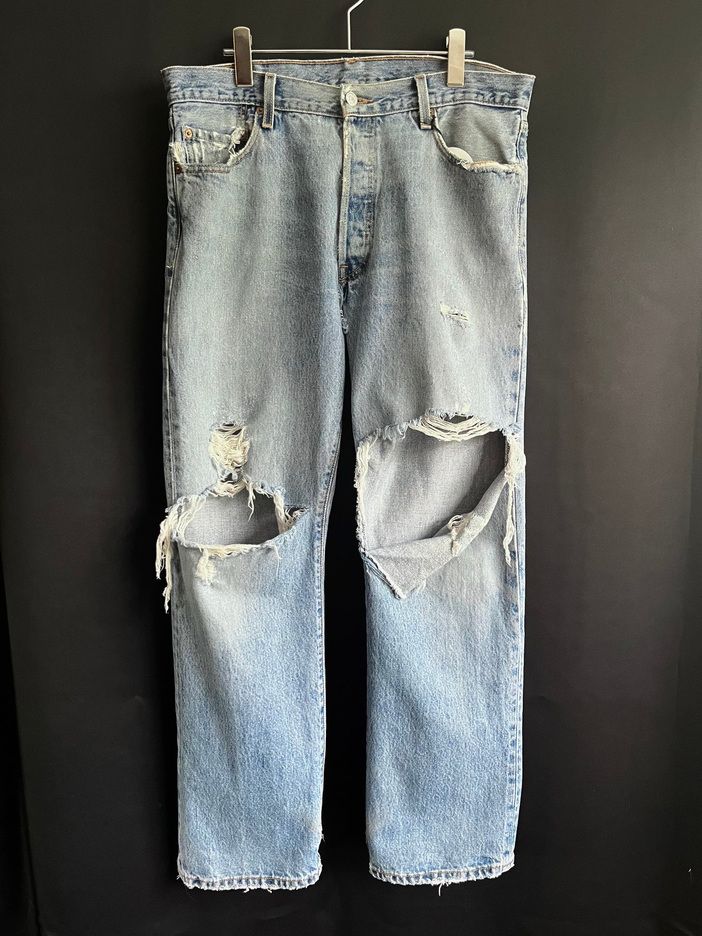 Early 00s Levi’s Thrashed 501