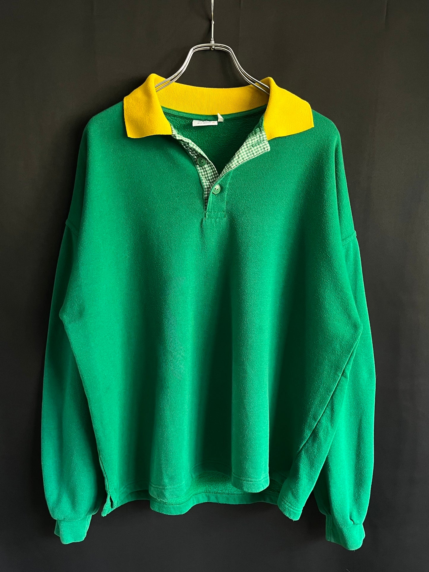 90s Dutch “Service With A Smile” Two-Tone Collared Sweatshirt (M/L)