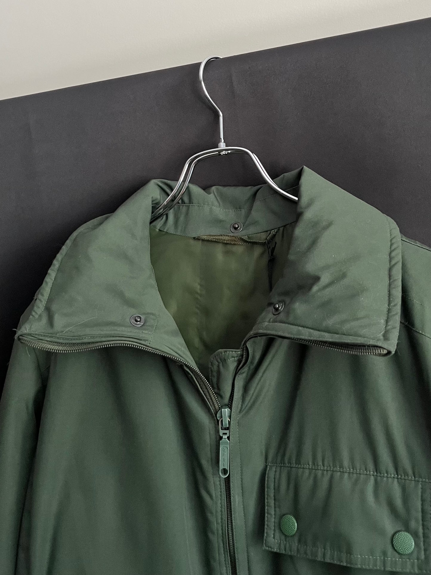 Vtg Repaired Gore-Tex German Police Cargo Jacket